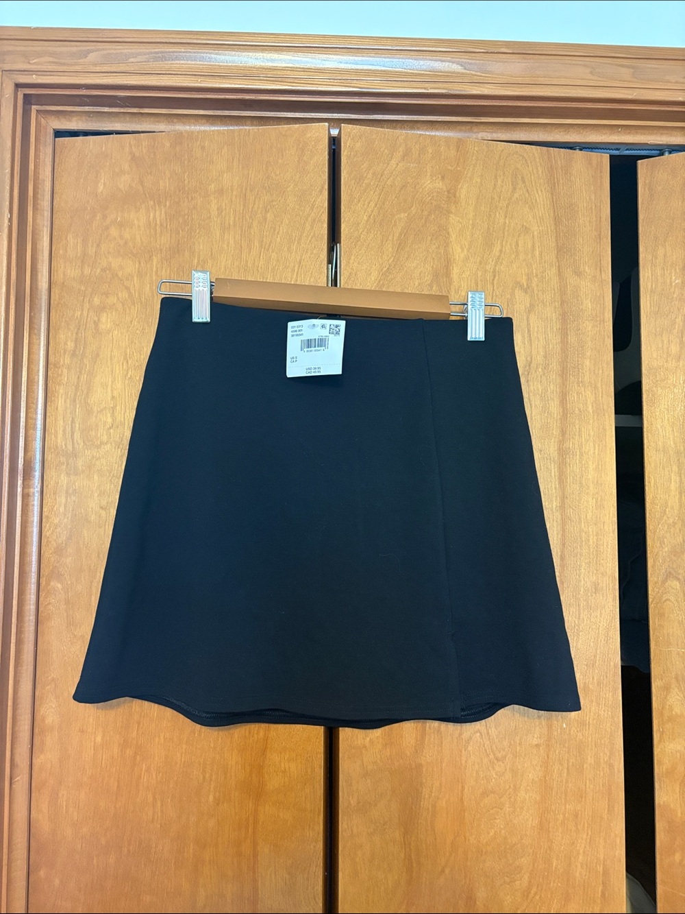 NWT American Eagle Outfitters Black Skirt
